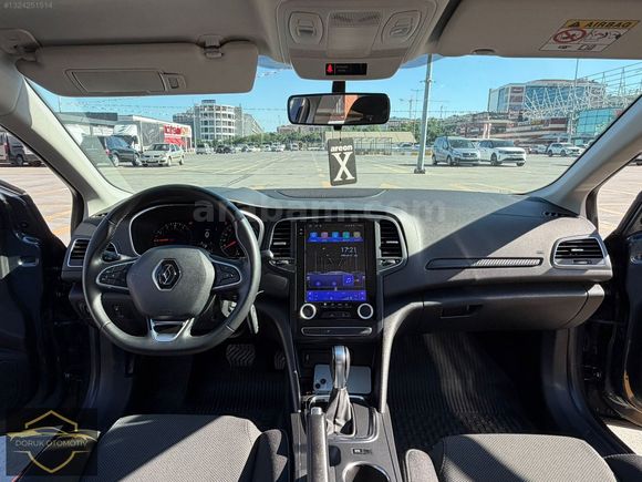 2022 MODEL MEGANE 1.3 TCE JOY EDC 40 BİN KM