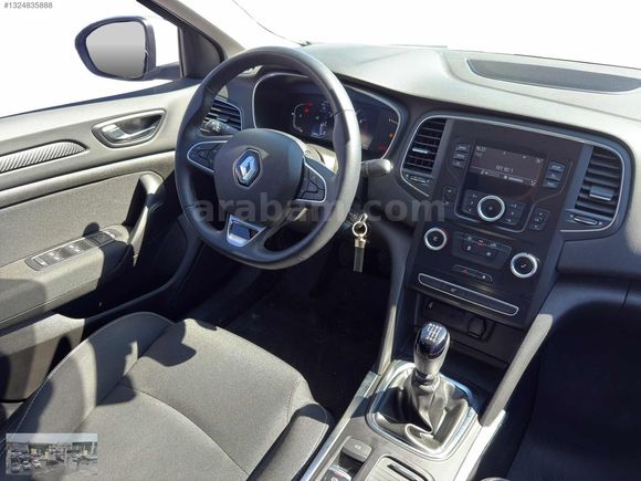 2023 RENAULT MEGANE JOY 1.3TCE 140BG 33.800KM