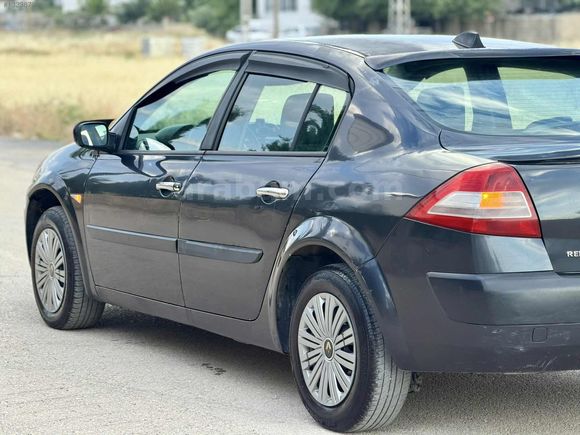 HS AUTO 'DAN 2008 MODEL MEGANE 2 MANUEL KLİMALI