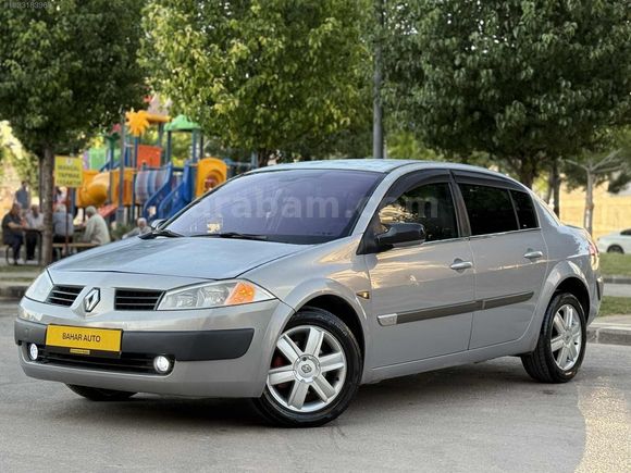 BAHAR AUTO'DAN HATASIZ MEGANE TARİHTEN BİR YAPRAK