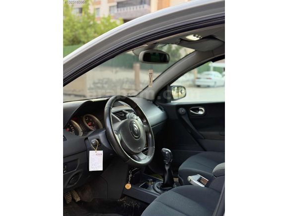 BAHAR AUTO'DAN HATASIZ MEGANE TARİHTEN BİR YAPRAK