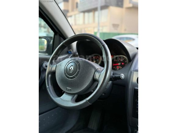 BAHAR AUTO'DAN HATASIZ MEGANE TARİHTEN BİR YAPRAK