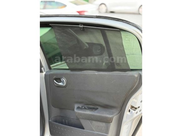 BAHAR AUTO'DAN HATASIZ MEGANE TARİHTEN BİR YAPRAK