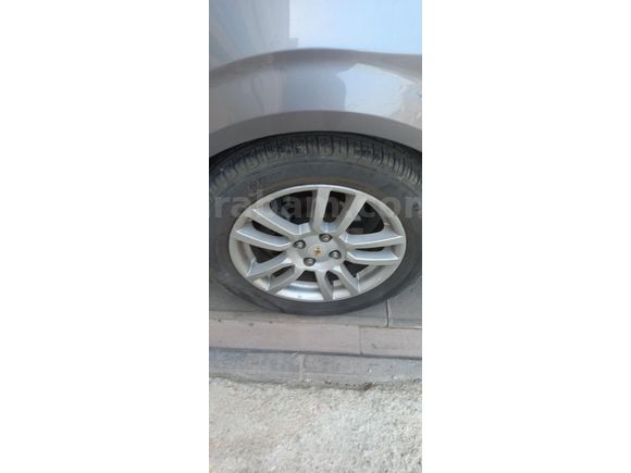 Sahibinden Chevrolet Aveo 1.4 LTZ 2011 Model