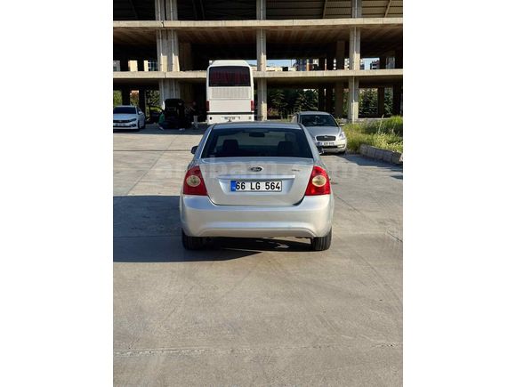 Sahibinden Ford Focus 1.6 TDCi Comfort 2011 Model 