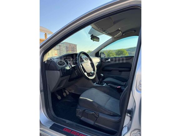Sahibinden Ford Focus 1.6 TDCi Comfort 2011 Model 