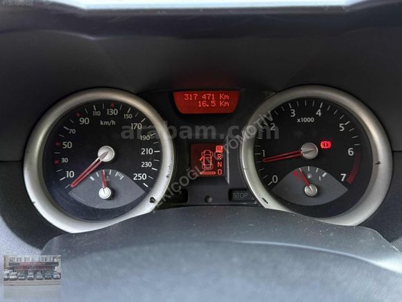 ÇEKİÇOĞLUNDAN RENAULT MEGANE 2004 OTOMATİK İLK SAHİBİNDEN