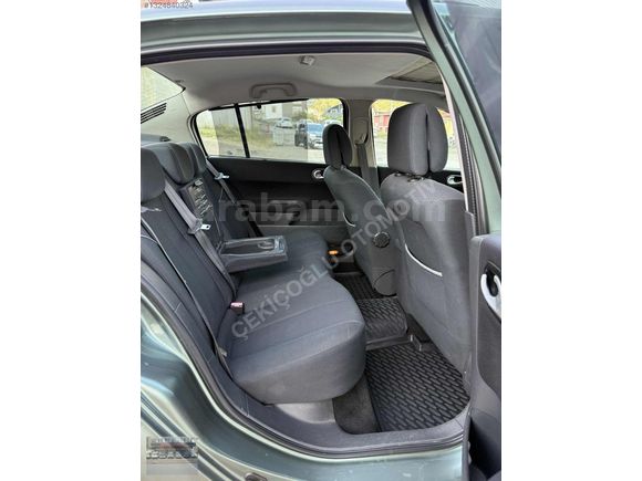 ÇEKİÇOĞLUNDAN RENAULT MEGANE 2004 OTOMATİK İLK SAHİBİNDEN
