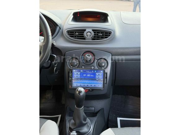 Renault Clio 1.5 dCi Authentique 2010 Model 