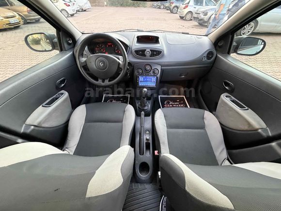 Renault Clio 1.5 dCi Authentique 2010 Model 