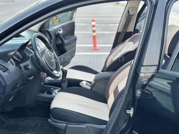 2005 MEGANE2 CAM TAVAN-DİJİTL KLİMA-230KM-EMSALSİZ TEMİZLİK