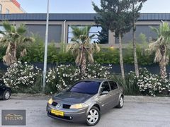 -260 KM DE MEGANE 2 DEĞİŞENSİZ İÇİ DIŞI TERTEMİZ 2004 DİNAMİK