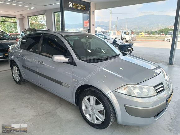 Sayem Otomotiv'den 2004 Model MEGANE II 1.6 Dynamic