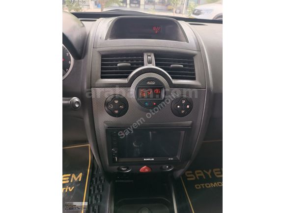 Sayem Otomotiv'den 2004 Model MEGANE II 1.6 Dynamic