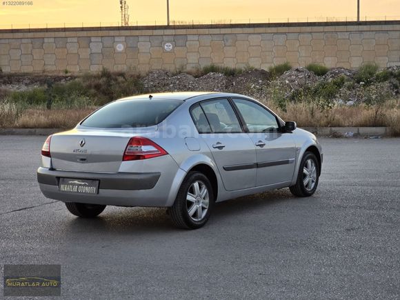 RENAULT MEGAN DYNAMİGUE 1.6 SAFKAN BENZİNLİ
