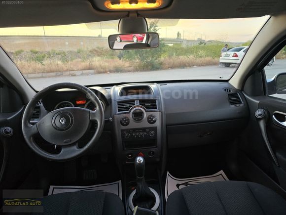 RENAULT MEGAN DYNAMİGUE 1.6 SAFKAN BENZİNLİ