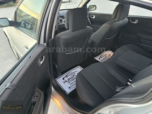 RENAULT MEGAN DYNAMİGUE 1.6 SAFKAN BENZİNLİ