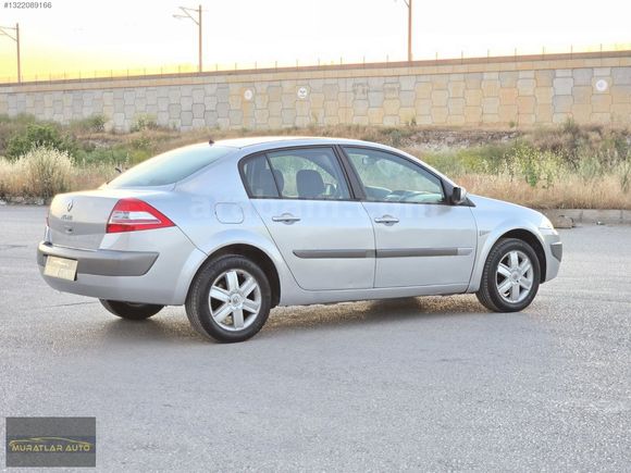 RENAULT MEGAN DYNAMİGUE 1.6 SAFKAN BENZİNLİ