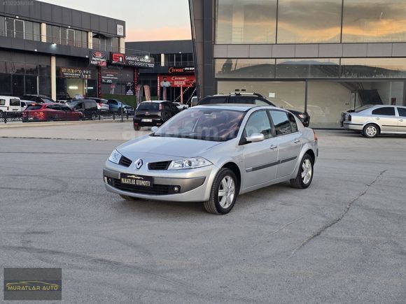 RENAULT MEGAN DYNAMİGUE 1.6 SAFKAN BENZİNLİ