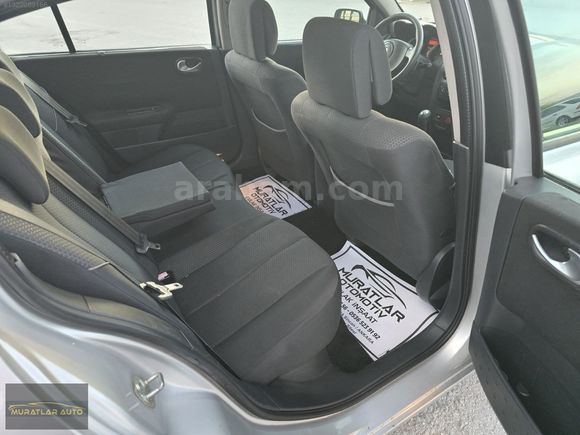 RENAULT MEGAN DYNAMİGUE 1.6 SAFKAN BENZİNLİ