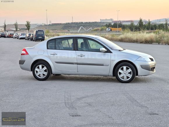 RENAULT MEGAN DYNAMİGUE 1.6 SAFKAN BENZİNLİ