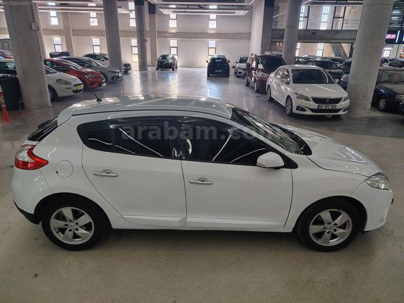 MKA GARAJDAN 195.000KM OTOMATİK MEGANE 3