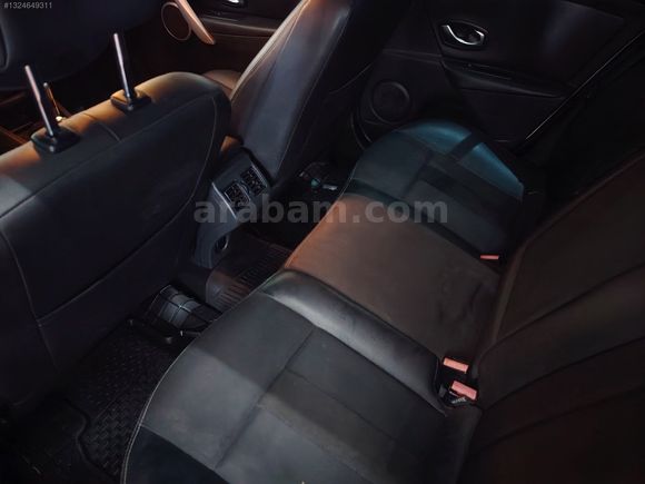 MKA GARAJDAN 195.000KM OTOMATİK MEGANE 3