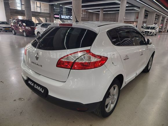 MKA GARAJDAN 195.000KM OTOMATİK MEGANE 3