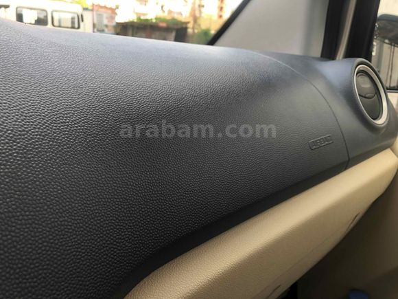 TR DE TEK 2012 MODEL SADECE 79 BİN KM SİLVER GÜMÜŞ GRİ ÇOK TEMİZ