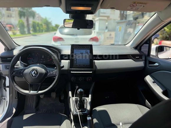 2020 Model Clio DİZEL Beyaz