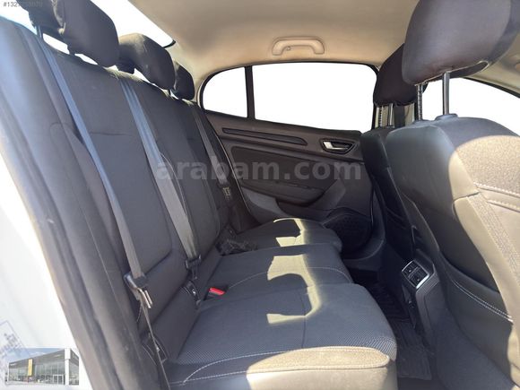 RENAULT GÜRSES'DE 2023 MEGANE 1.3 TCE TOUCH EDC