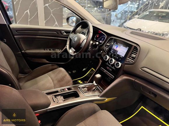 *ARS*2023 RENAULT MEGANE 1.3 TCE TOUCH 140 HP 77.000 BİN KM