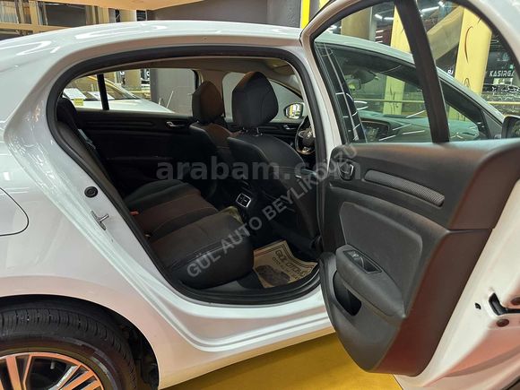 2023 MEGANE 1.3 TCE 140 HP TOUCH EDC ORJİNAL SERVİS BAKIMLI