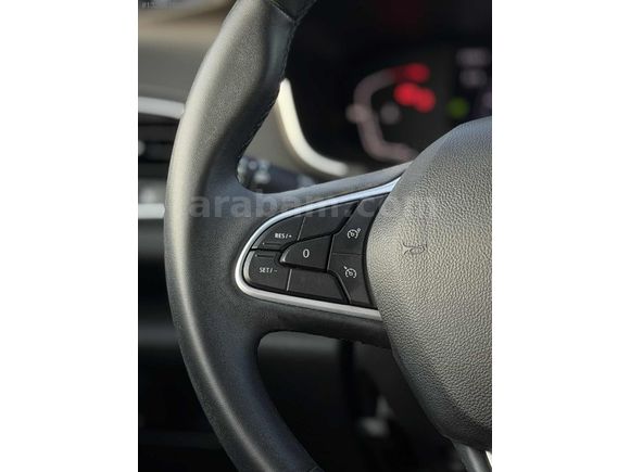 İlk elden kazasız boyasız servis bakımlı az kullanılmış acil