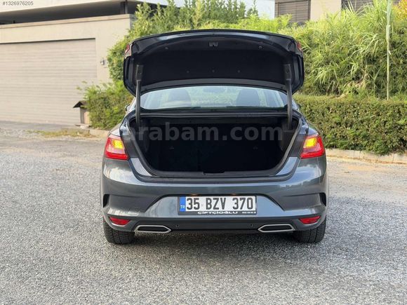 İlk elden kazasız boyasız servis bakımlı az kullanılmış acil