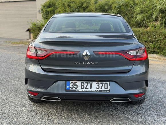 İlk elden kazasız boyasız servis bakımlı az kullanılmış acil