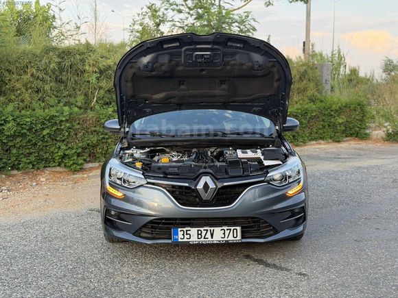 İlk elden kazasız boyasız servis bakımlı az kullanılmış acil