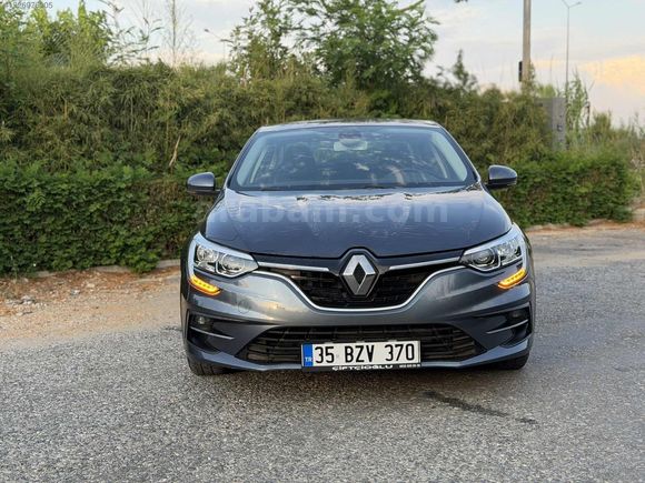 İlk elden kazasız boyasız servis bakımlı az kullanılmış acil