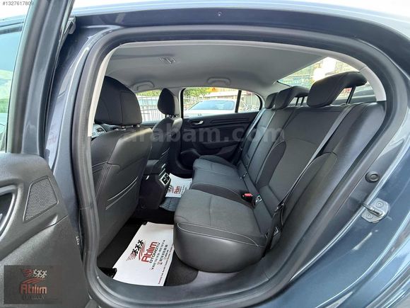 2023 48 bin Km'de %20 KDV Değişensiz Tramersiz 1.3 TCE Touch