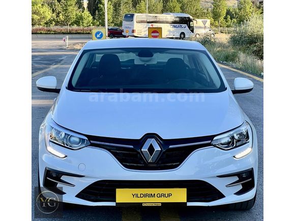 BOYASIZ 2023MEGANE 1.3TCE TOUCH 59.700KM