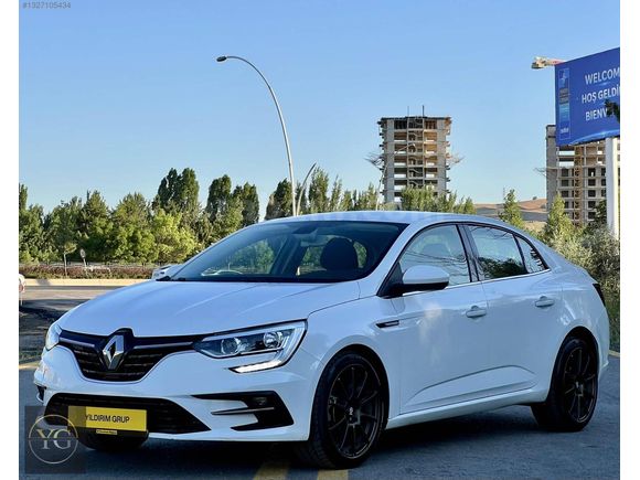 BOYASIZ 2023MEGANE 1.3TCE TOUCH 59.700KM