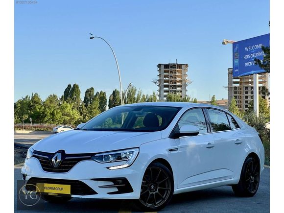 BOYASIZ 2023MEGANE 1.3TCE TOUCH 59.700KM