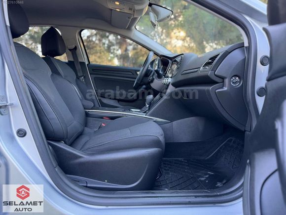 SELAMET AUTO 2024 1.3 TCE RENAULT MEGANE TOUCH 49.000 KM