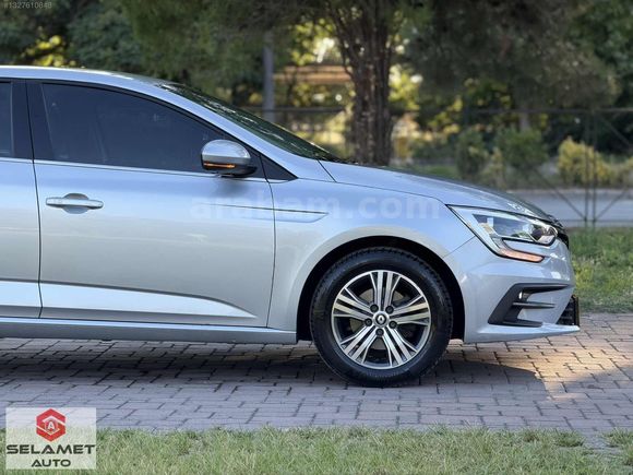 SELAMET AUTO 2024 1.3 TCE RENAULT MEGANE TOUCH 49.000 KM