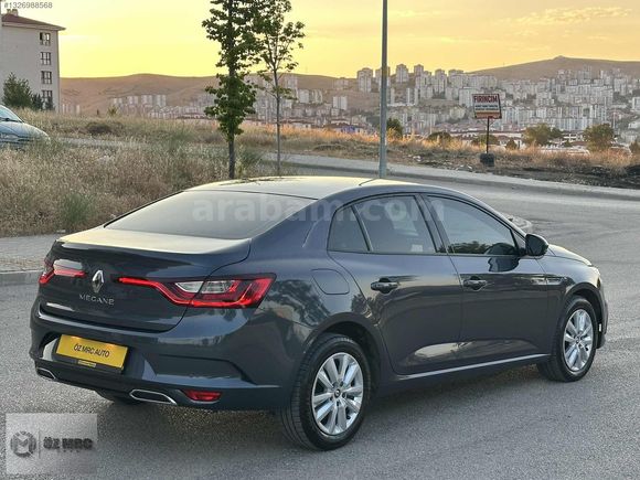 ÖZ MRC AUTO'DAN HATASIZ BOYASIZ 2024 MEGANE TOUCH GSR 'Lİ..