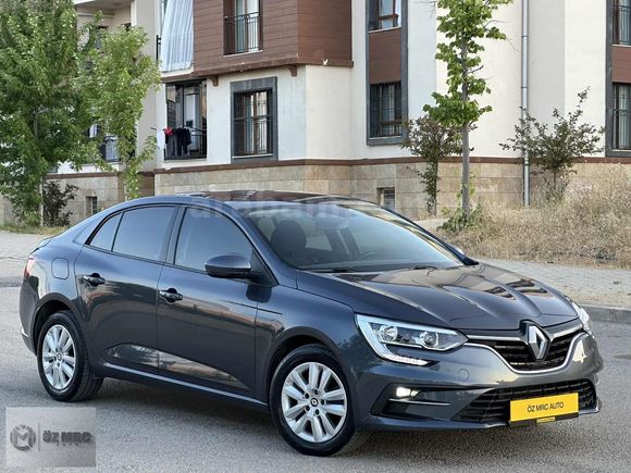 ÖZ MRC AUTO'DAN HATASIZ BOYASIZ 2024 MEGANE TOUCH GSR 'Lİ..