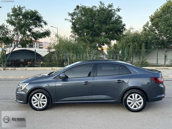 ÖZ MRC AUTO'DAN HATASIZ BOYASIZ 2024 MEGANE TOUCH GSR 'Lİ..