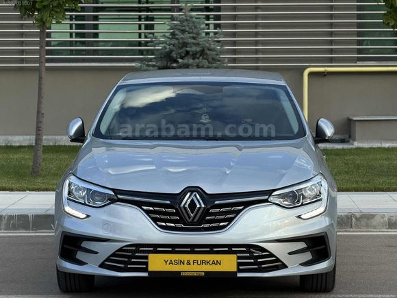 DEĞİŞENSİZ BOYASIZ TRAMERSİZ 2026 MODEL 6.001 BİN KM'DE MEGANE