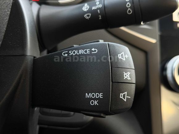 DEĞİŞENSİZ BOYASIZ TRAMERSİZ 2026 MODEL 6.001 BİN KM'DE MEGANE