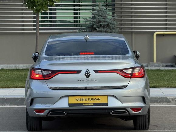 DEĞİŞENSİZ BOYASIZ TRAMERSİZ 2026 MODEL 6.001 BİN KM'DE MEGANE